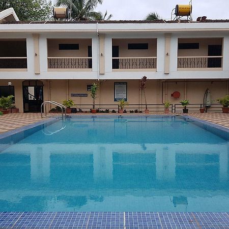 Serenity By The Sea Beach Resort Candolim Exterior foto